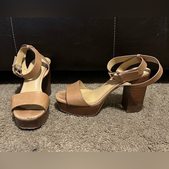 Michael Kors Leonora Ankle Strap Platform Heels Leather Brown Size 6 Women’s 4” - Picture 2 of 11